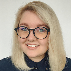 Елена Пугач