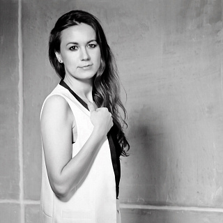 Елена Хрящева