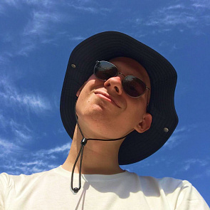 Ваня Казуков