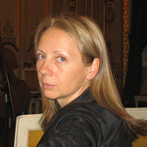 Галина Лола